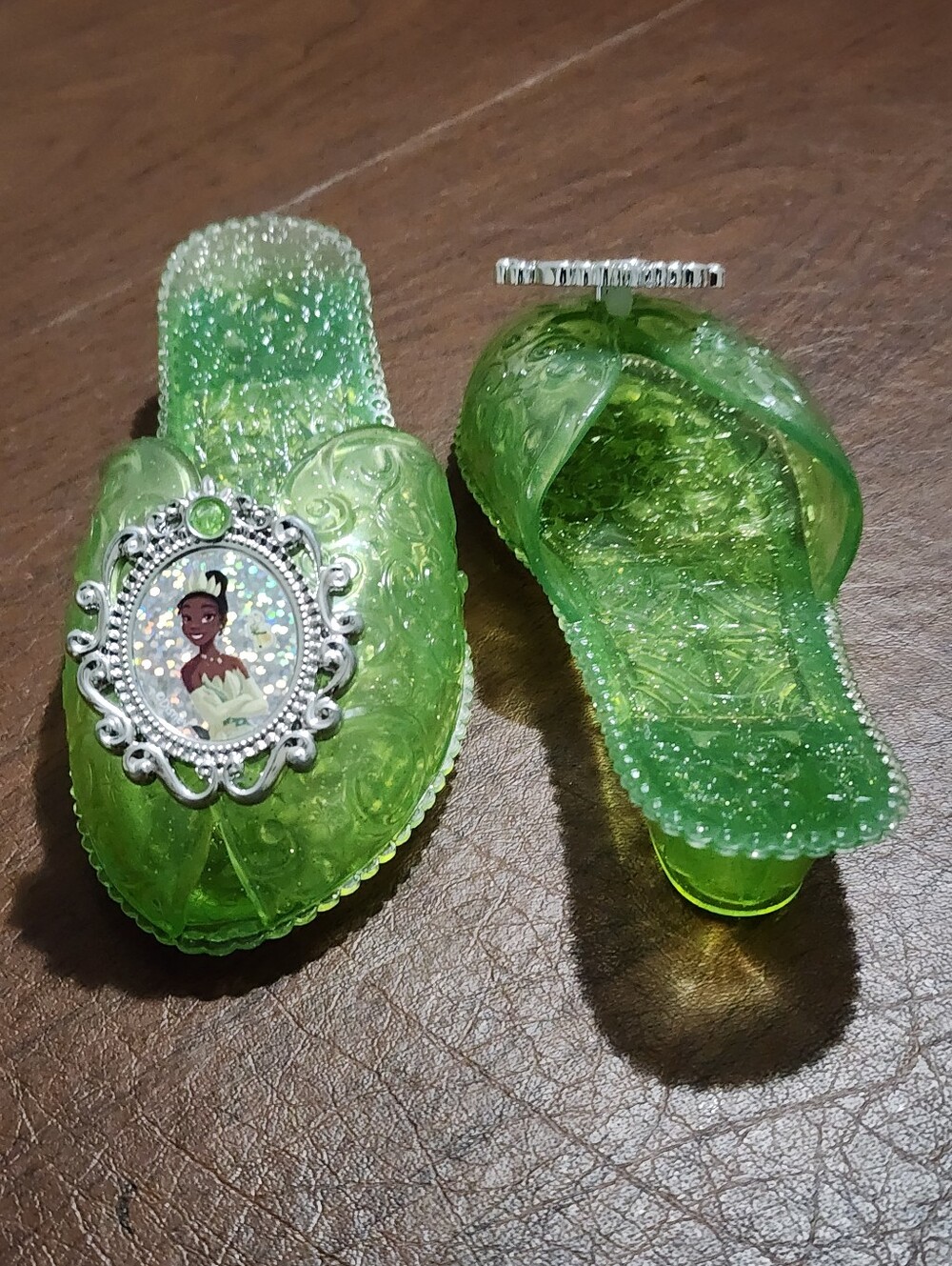 Green Jelly Princess Slippers with Portrait Medallions - Picture 8 of 9